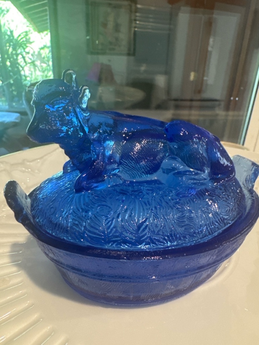 Vintage Westmoreland Glass Nesting Cow Cobalt Blue